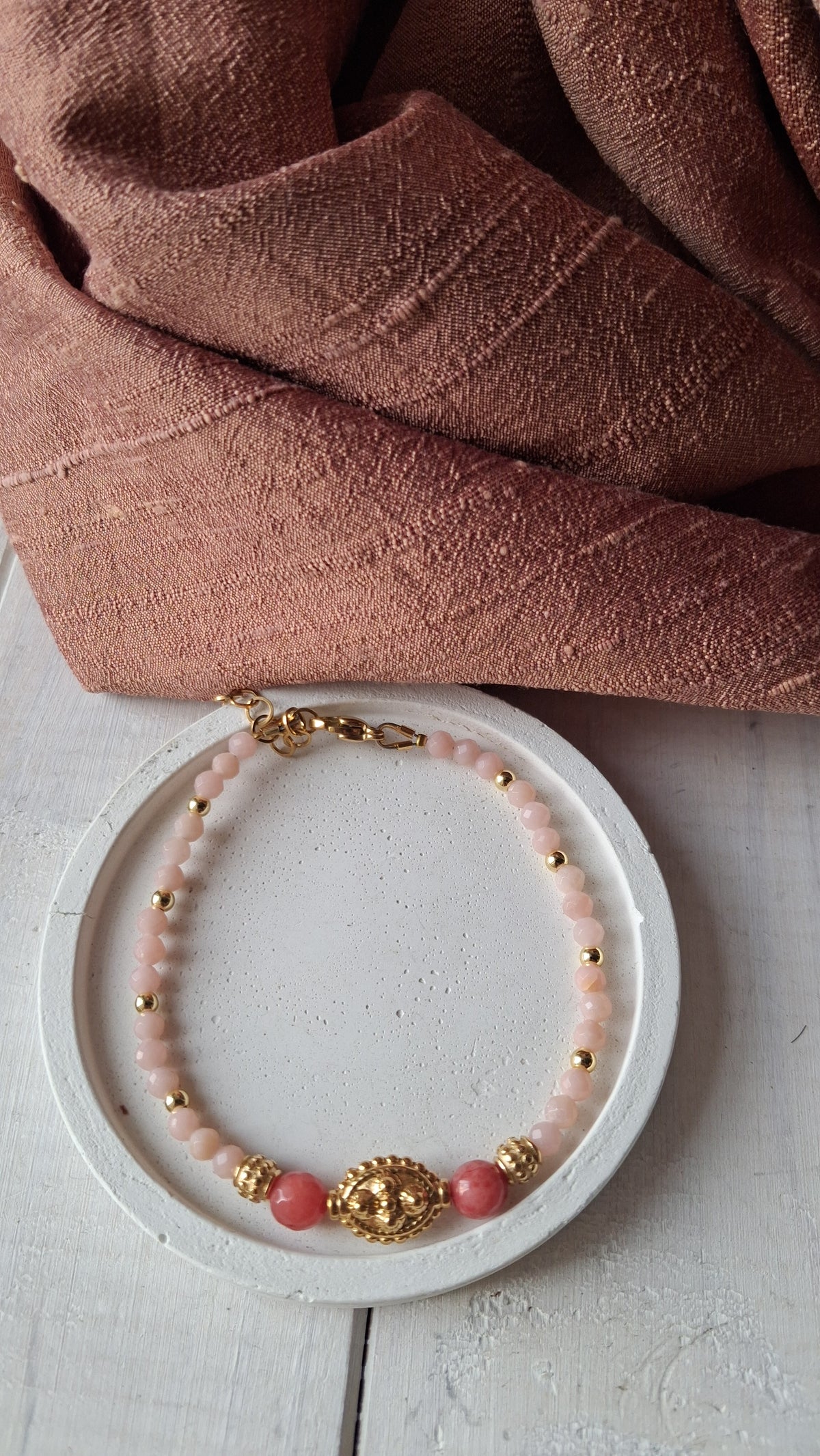 bracciale regolabile con pietre naturali e inserti metallici in acciaio, fatti a mano, morganite