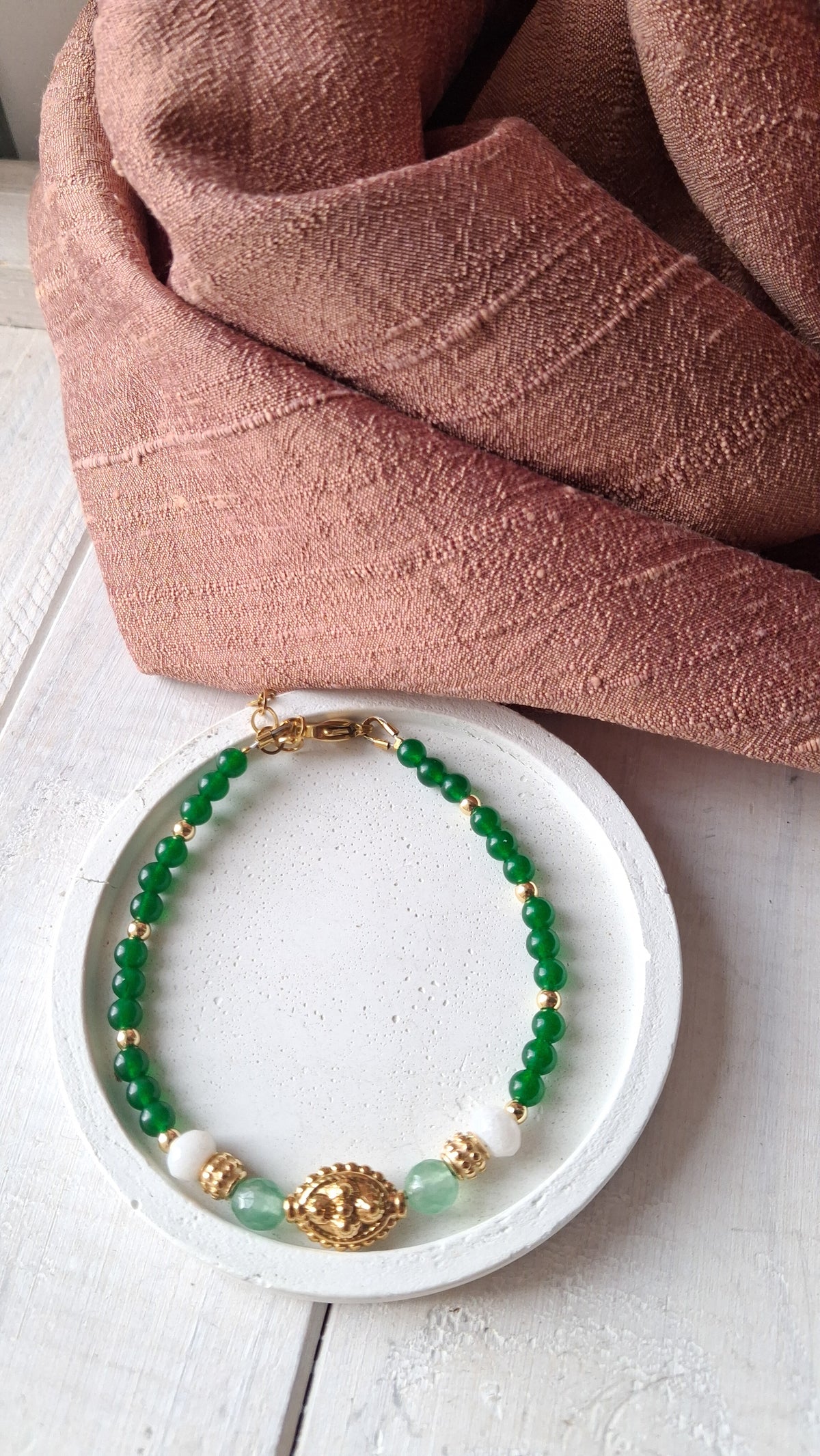 bracciali regolabili con pietre naturali e inserti metallici in acciaio, fatti a mano, radice smeraldo e agata